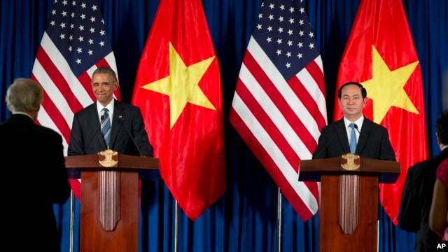 Tổng thống Obama và Chủ tịch Trần Đại Quang hôm 23/5 ở Hà Nội.