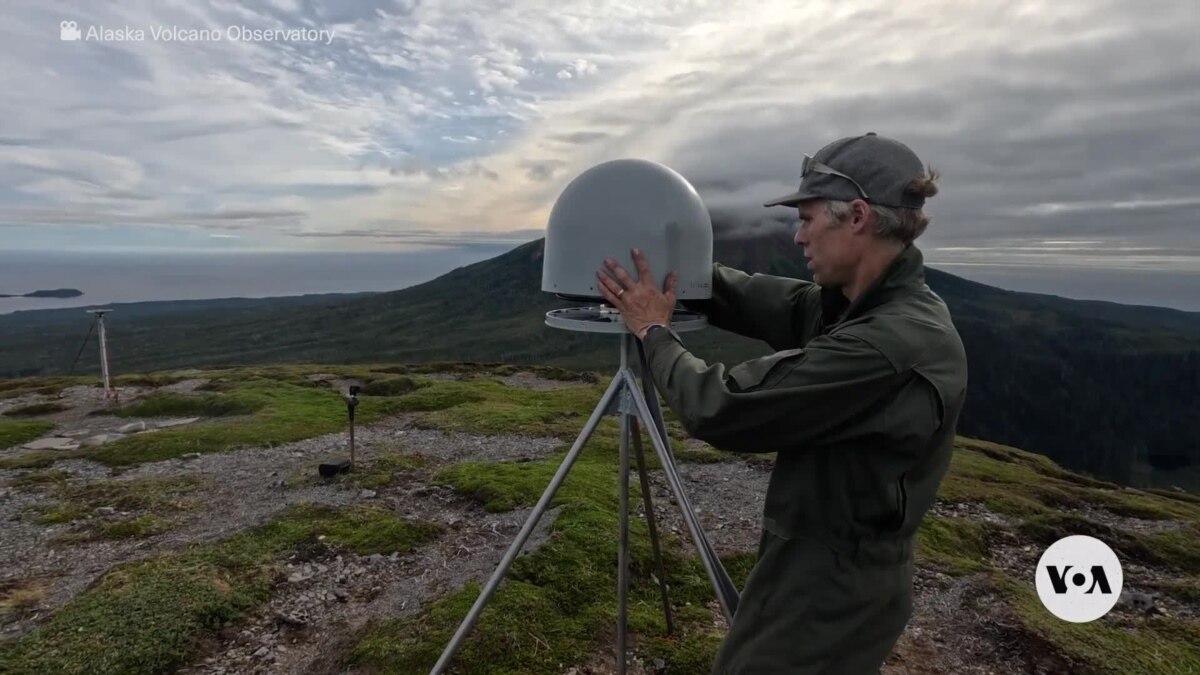 Scientists In Alaska Develop Cloud Based Data To Predict Volcanic Eruptions