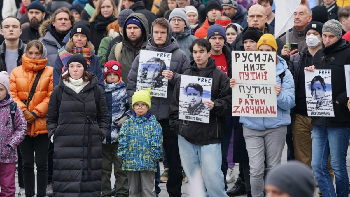 Ruski aktivisti u Srbiji Šta to tačno radimo pa smo bezbednosna pretnja