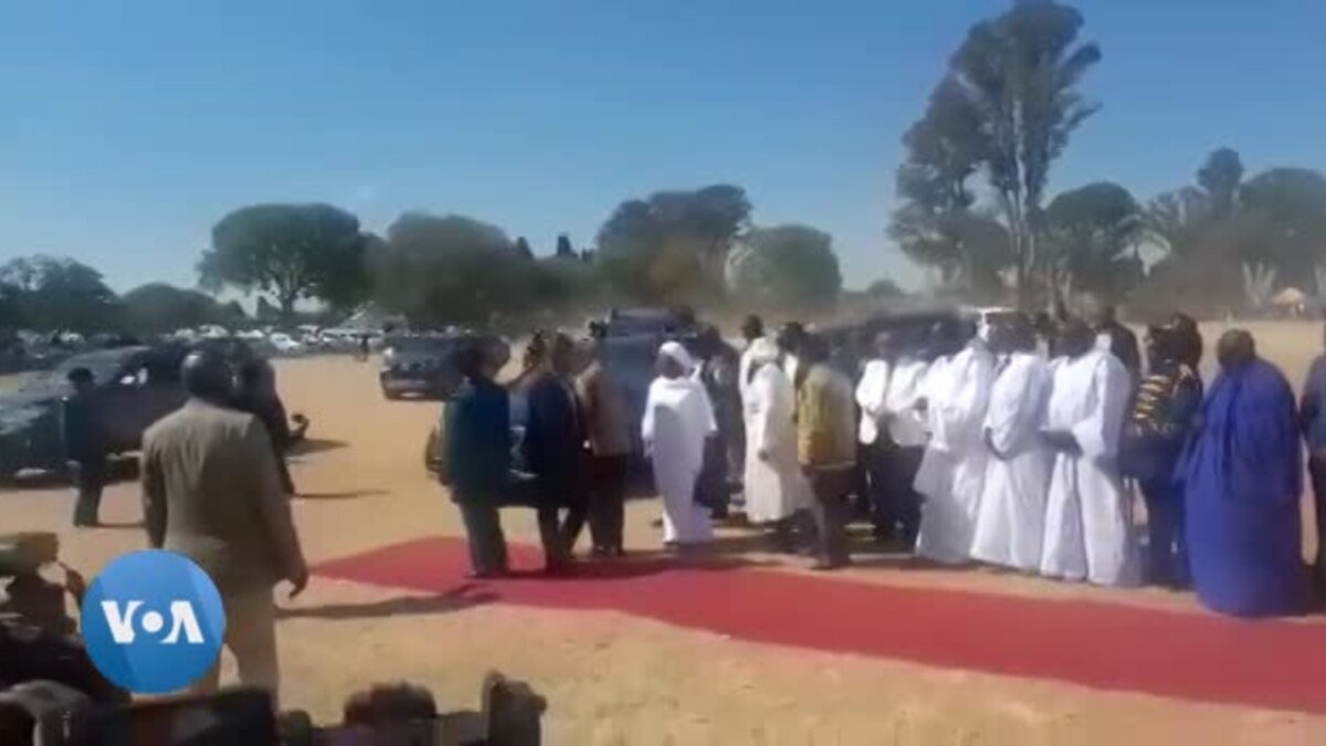 Mnangagwa Arriving At Apostolic Church Event