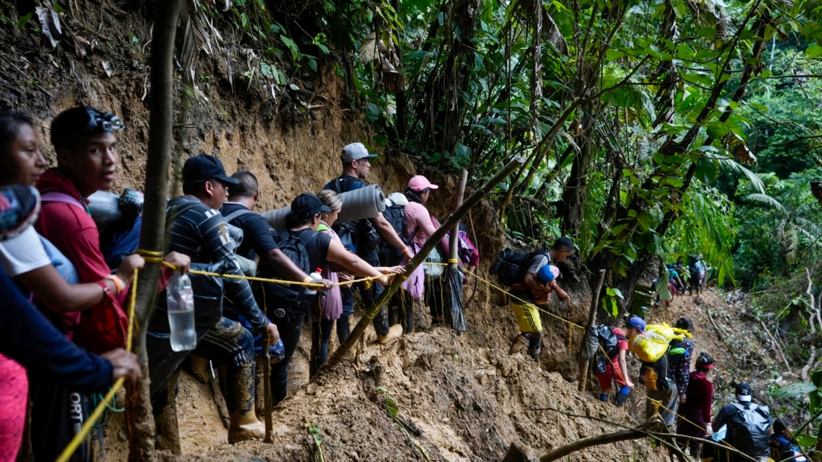 Más de 187 600 migrantes han cruzado Panamá de camino a EEUU en 2022