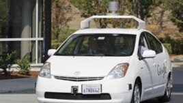 Google teston makinat automatike