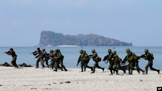 Hoa Kỳ và Philippines đã ký hiệp định tăng thêm các cuộc luân phiên điều quân Mỹ, các cuộc tập trận chung