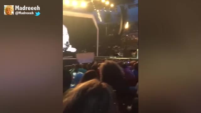 Adele Tells Fan to Stop Filming Her Concert Adele Tells Fan to Stop Filming Her Concert