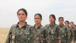 Các nữ chiến binh người Kurd.