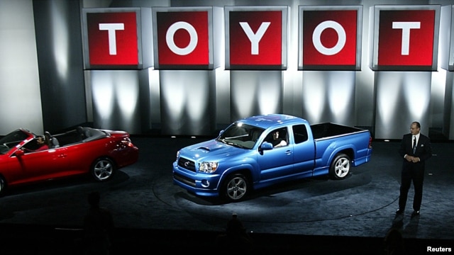 Truck Tacoma keluaran 2004 saat diluncurkan di Pameran Otomotif Chicago. (Foto: Dok)