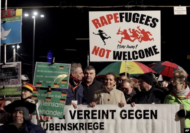 Biểu tình tại Leipzig phản đối chính phủ Đức tiếp nhận người tị nạn sau các vụ tấn công đêm giao thừa ở Cologne.