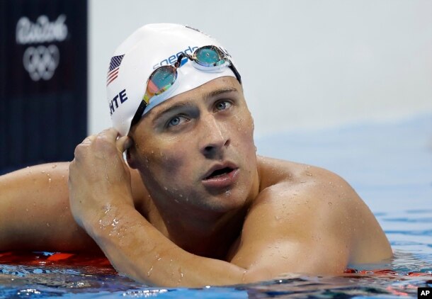 Vận động viên bơi của Mỹ Ryan Lochte tại Thế vận hội Mùa hè 2016 ở Rio de Janeiro, Brazil, ngày 9 tháng 8 năm 2016.