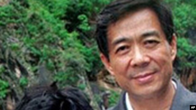 Ông Bạc Hy Lai và vợ, bà Cốc Khai Lai