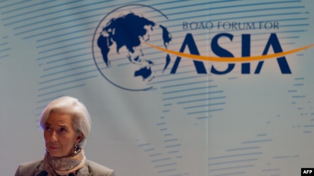 IMF အႀကီးအကဲ Christine Lagarde အာရွဆိုင္ရာ Boao အစည္းအေ၀းတက္ေရာက္ေနစဥ္။ (ဧၿပီလ ၇ ရက္၊ ၂၀၁၃)