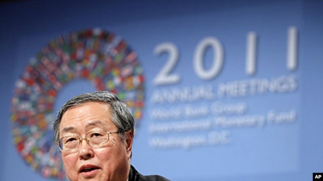 People's Bank of China governor Zhou Xiaochuan (file photo)