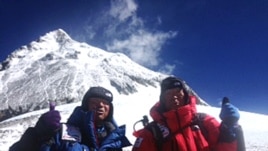 Rekord për ngjitjen në Everest