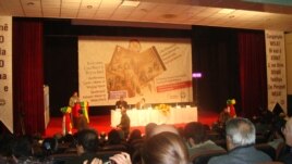 Wêneyek ji konferanseke berê ya ser çand û edebîyata Kurdî