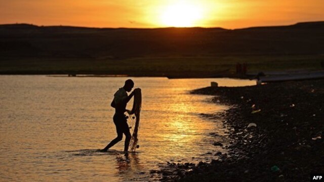 The wind farm is to be established near Lake Turkana, the biggest desert lake in the world and the scene of extremely strong and regular winds [photo: AFP]