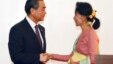Leader of the National League for Democracy party (NLD) and Myanmar's new foreign minister, Aung San Suu Kyi, shakes hands with Chinese Foreign Minister Wang Yi, in Naypyitaw, Myanmar, April 5, 2016. 