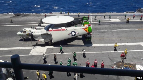 Radar jet is pictured on the deck of USS Ronald Reagan. (Neou Vannarin/VOA Khmer)