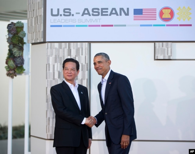 Tổng thống Obama đón tiếp Thủ tướng Việt Nam Nguyễn Tấn Dũng tại hội nghị 10 nước ASEAN tại Sunnylands, ngày 15/2/2016.