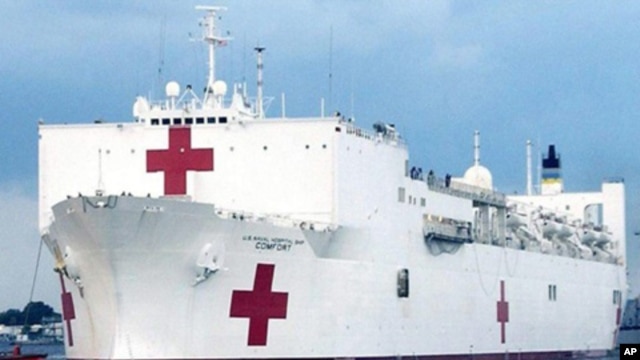 US Navy hospital ship 'Comfort'