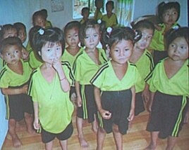 齐麦可所摄北韩饥民儿童，十岁看起来只有五岁