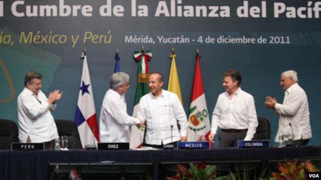 Calderón dijo que el crecimiento económico a nivel mundial será impulsado en especial por América Latina.