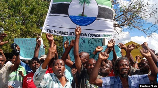 Wanachama wa kundi la MRC wakiandamana Mombasa siku za nyuma.