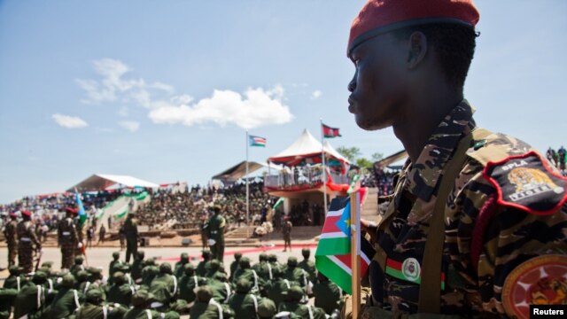A Sudan People's Liberation Army (SPLA) soldier a military parade in Juba, on May 16, 2012. (Reuters)  