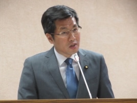 民进党立委罗致政（美国之音张永泰拍摄）