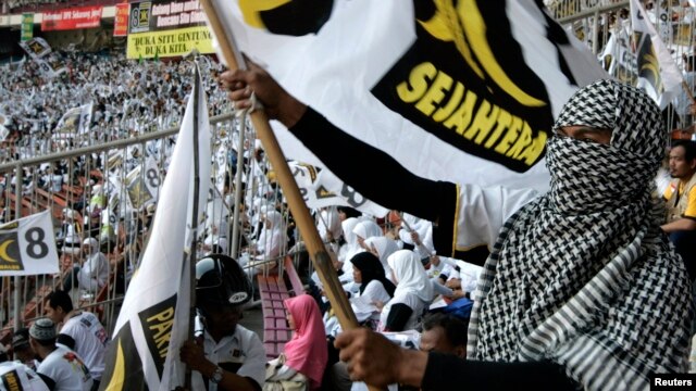 Survei menunjukkan dukungan pemilih terhadap partai-partai Islam di Indonesia jatuh menjadi kurang dari 10 persen. (Foto: Dok)