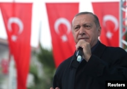 Recep Tayyip Erdogan, presidente de Turquía, habla durante una ceremonia en Estambul, el 21 de octubre de 2018.