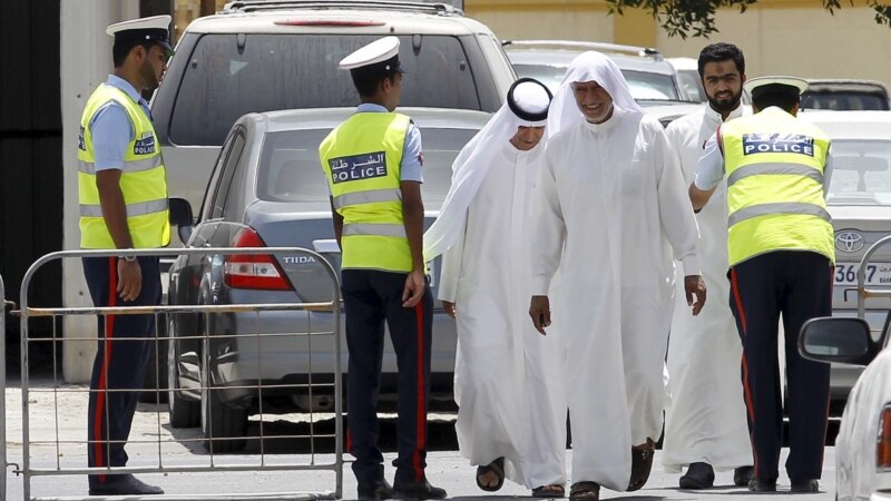 Reuters: задержанные в Бахрейне четыре американских журналиста будут вскоре освобождены