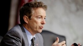 Senador Rand Paul, quien habló en nombre del Tea Party, respondiendo al discurso de Obama.