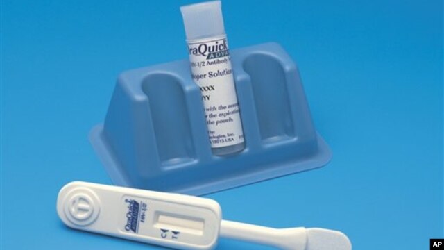 Dụng cụ thử nghiệm HIV tại nhà OraQuick
