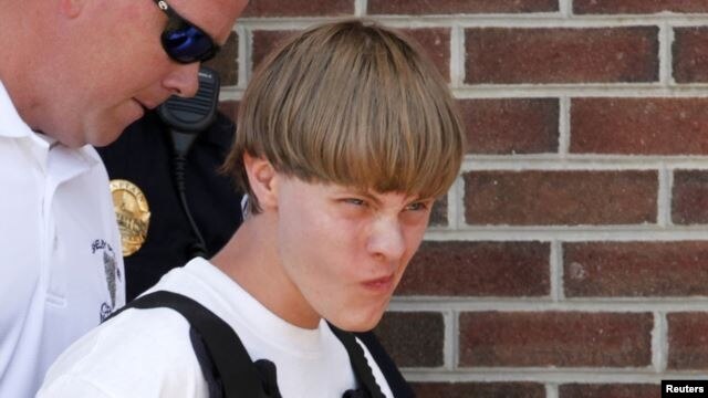 Dylann Roof, thủ phạm vụ tấn công vào nhà nhờ người da đen hôm 19/6/2015, đang đối mặt với bản án tử hình.