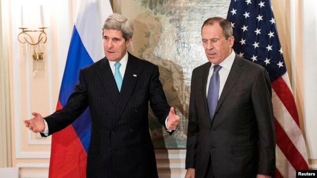 Ngoại trưởng Mỹ John Kerry và Ngoại trưởng Nga Sergei Lavrov trong một cuộc họp tại Munich hồi tháng 1, 2014.