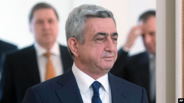 Armenian President Serge Sarkisian enters a hall to meet with Russian President Vladimir Putin in the Novo-Ogaryovo residence outside Moscow, Russia, March 12, 2013. 