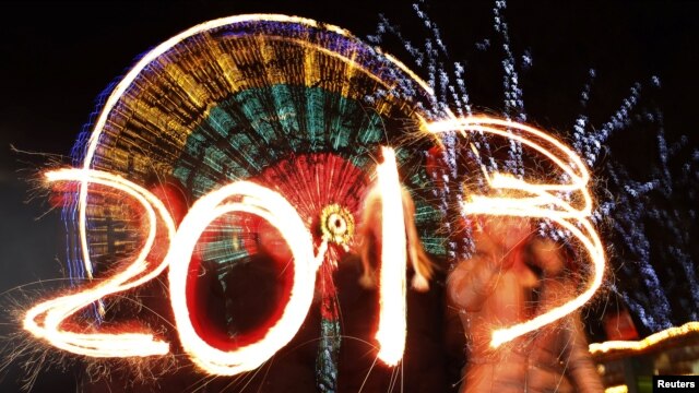 Nuestros más sinceros deseos para que las metas propuestas se cumplan en este año y que el pasado sólo sea una lección aprendida.