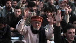 اسلام اباد کې دقومي اهم اهنگۍ دادارې  په اهتمام  جوړې شوې يوې غونډې ته وينا کې وزيراعظم راجه پرويز اشرف دترهه گرۍ اوسنو پيښو ته په اشارې کولو سره وويل  داوسنو بريدونو له امله قام زيات خفه شوى