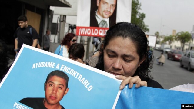 La violencia fue el tema del encuentro en México entre las víctimas de la violencia y los candidatos presidenciales.