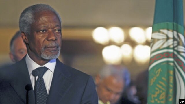 Kofi Annan, the UN-Arab League Special Envoy on Syria, attends a news conference with Arab League Secretary-General Nabil Al Araby [not shown] at the Arab League headquarters in Cairo, Egypt, March 8, 2012.