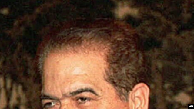 Former Egyptian Prime Minister Kamal el-Ganzouri, (File).