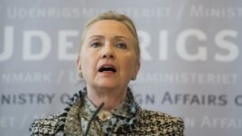 Clinton speaks about Syria while in Denmark