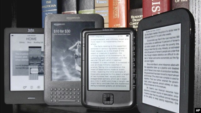 Los lectores electrónicos son ahora parte importante de la lectura en Estados Unidos.