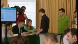 Pezull zbatimi i teknologjisë elektronike në zgjedhje