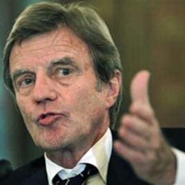 French Foreign Minister Bernard Kouchner (File)