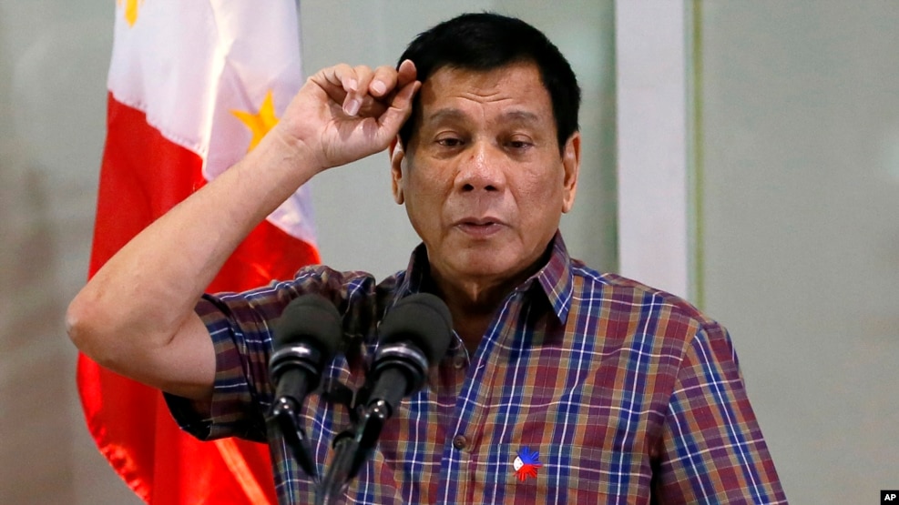 Tổng thống Philippines Rodrigo Duterte nói chỉ riêng sự hiện diện của các lực lượng đặc biệt Hoa Kỳ góp phần tạo nên bất ổn ở Mindanao. 