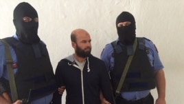 Terrorizmi, arrestohen 10 shqiptarë e italianë