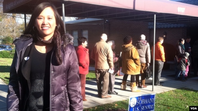 6일 미국 선거에 참여한 한 아시아계 유권자.