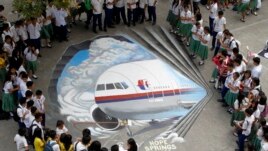 Dy pista të reja hetimi për avionin e zhdukur malajzian