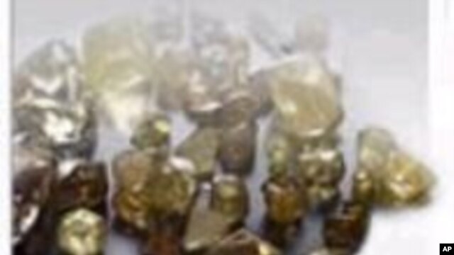 Raw diamonds (file photo)