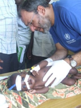 Dr. Omar Saleh, WHO trauma surgeon, trained Somali health workers on caring for wounded children.